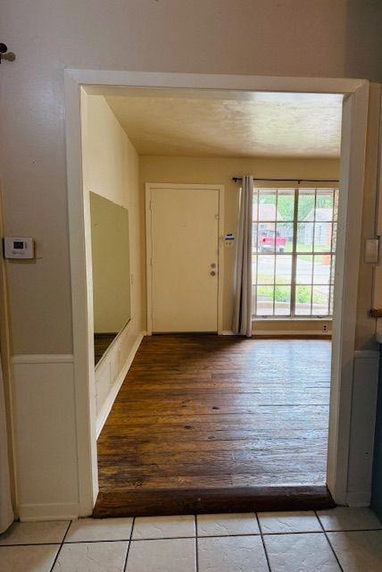 2705 Sherwood Ln - Photo 3 of 14