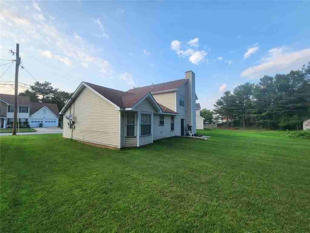 5477 Wellborn Creek Dr - Photo 3 of 17