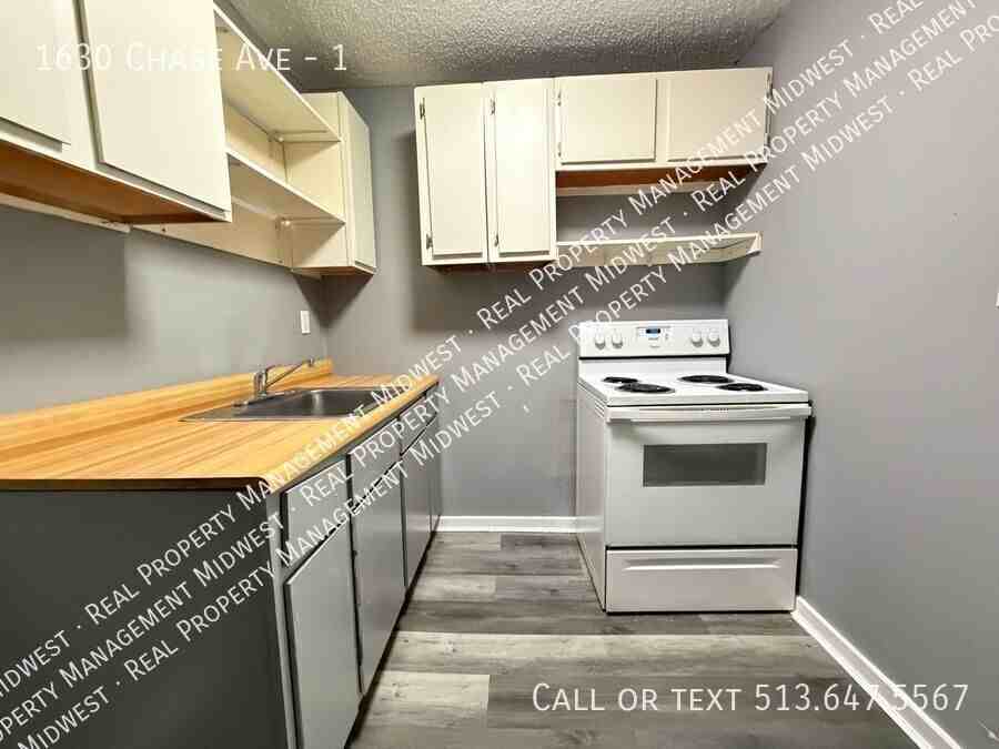 1630 Chase Ave #1 - Photo 3 of 6