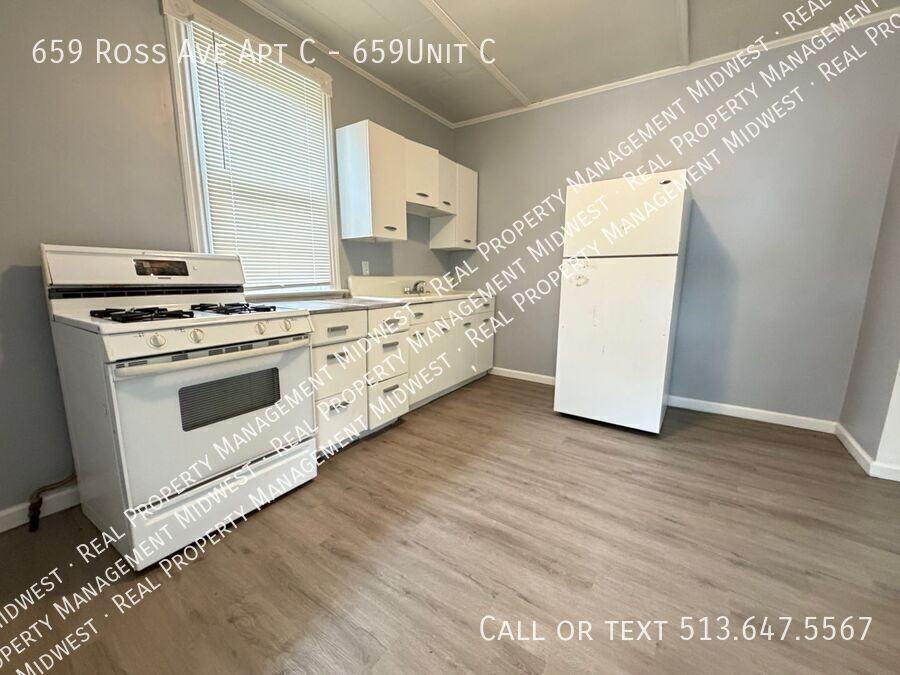659 Ross Ave Apt C #659UNITC - Photo 2 of 12