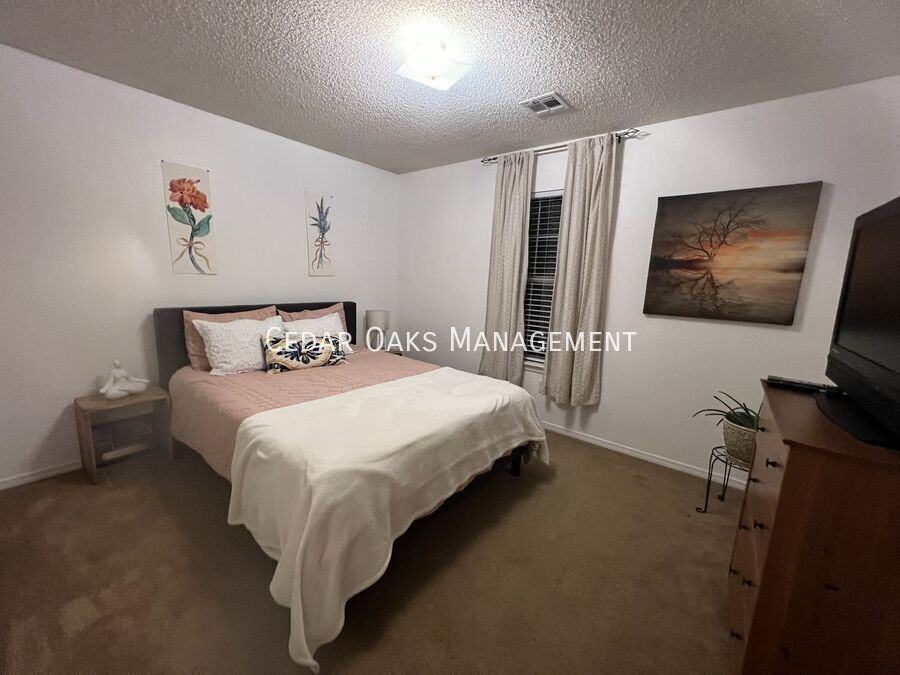 1139 S Camellia Ln - Photo 5 of 15