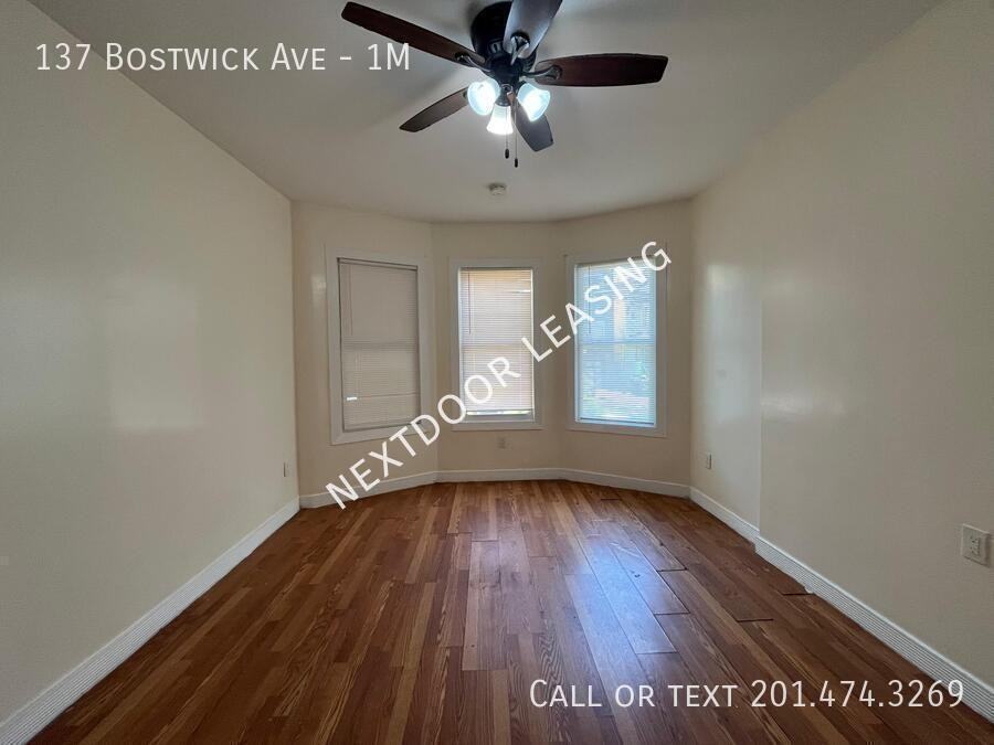 137 Bostwick Ave #1M - Photo 5 of 9