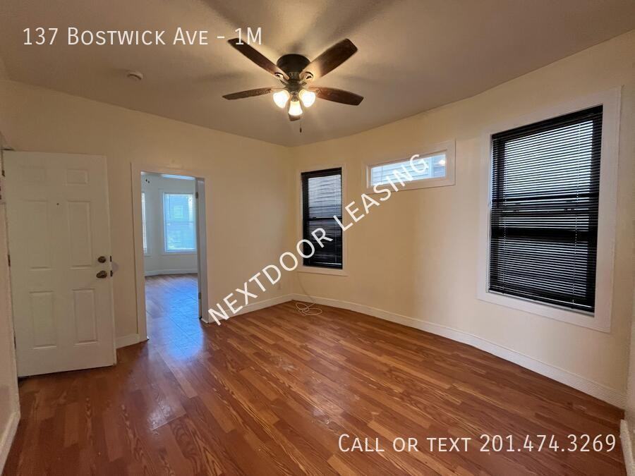 137 Bostwick Ave #1M - Photo 6 of 9