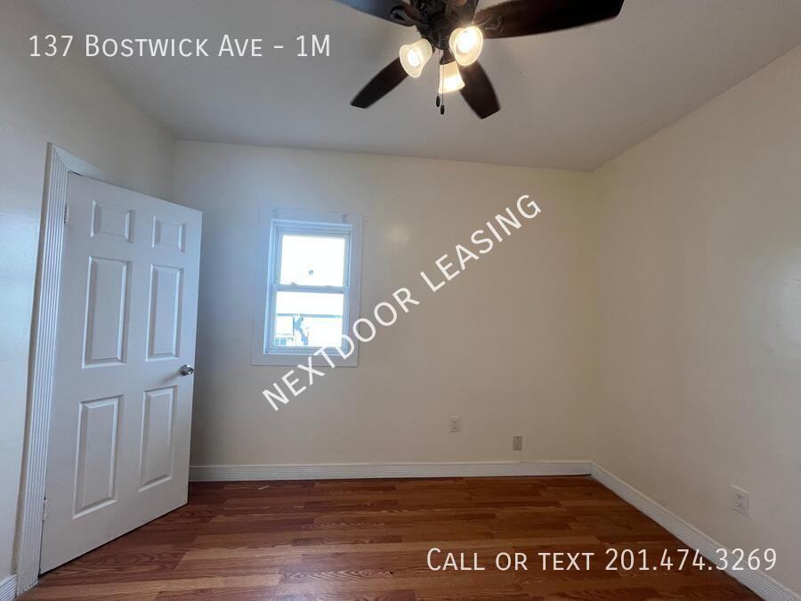 137 Bostwick Ave #1M - Photo 7 of 9
