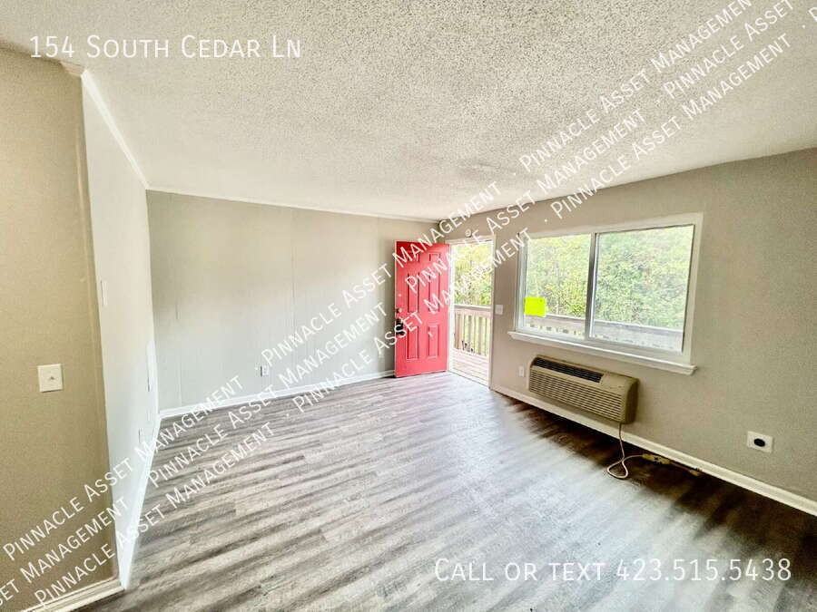 154 S Cedar Ln - Photo 4 of 39