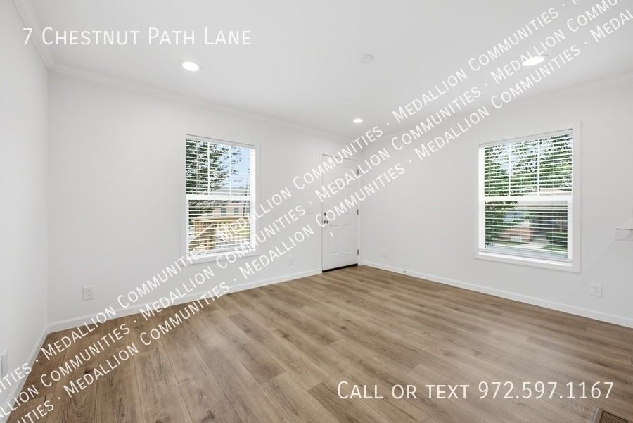 7 Chestnut Path Ln - Photo 3 of 25