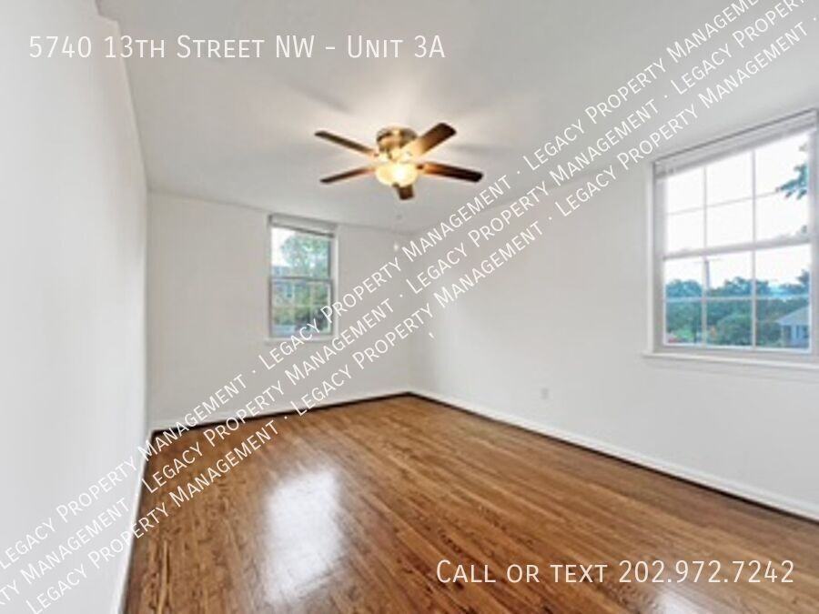 5740 13th St Nw #3A - Photo 5 of 9