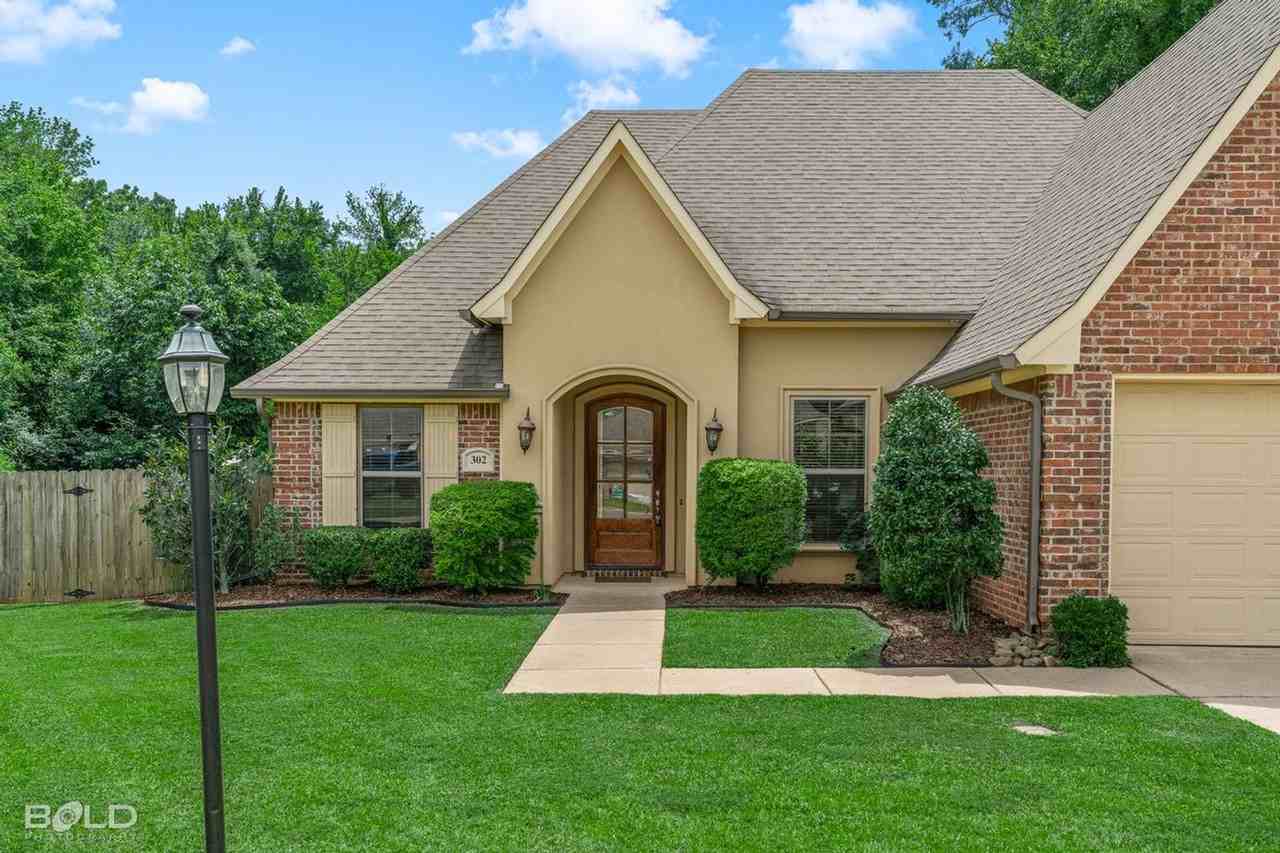 302 Oscar Cir - Photo 6 of 40