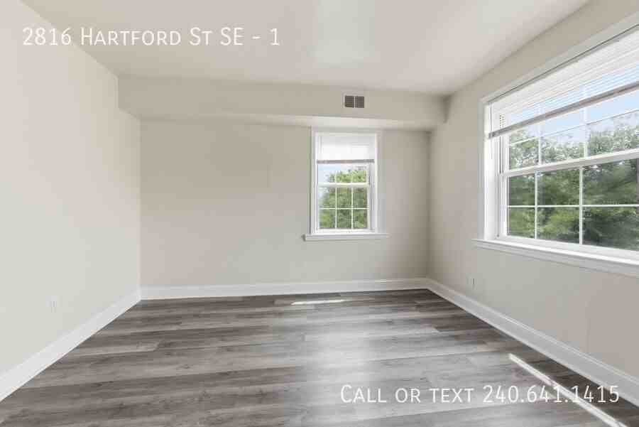 2816 Hartford St Se #1