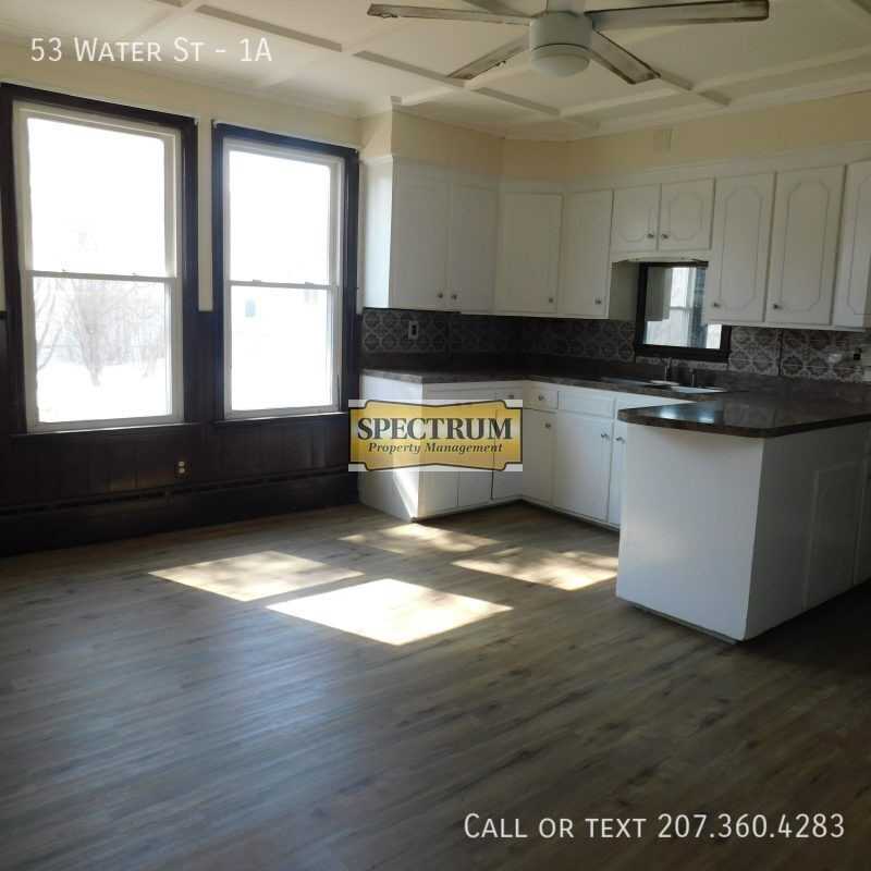 53 Water St #1A - Photo 3 of 8