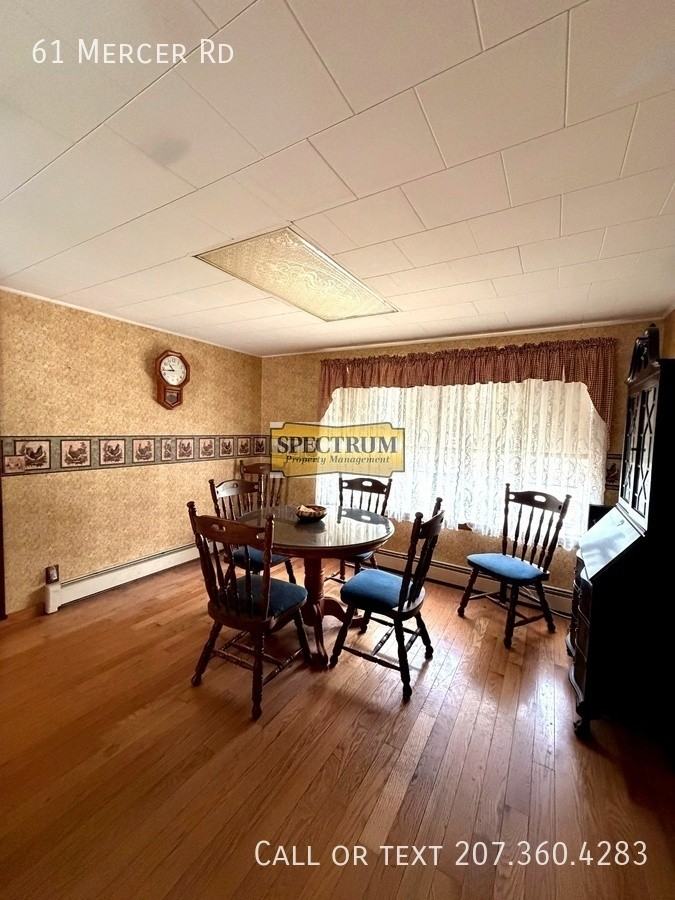 61 Mercer Rd - Photo 3 of 17
