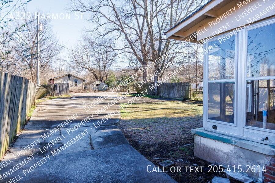 4329 Harmon St - Photo 5 of 16