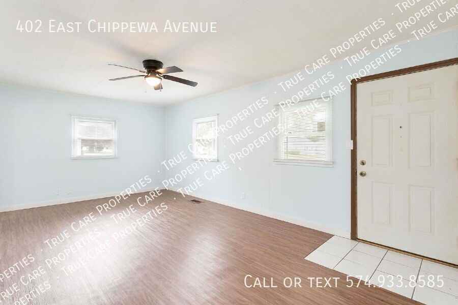 402 E Chippewa Ave - Photo 2 of 17