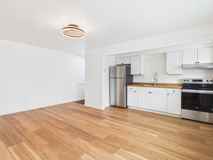 926 Gilmore St #F - Photo 1 of 1