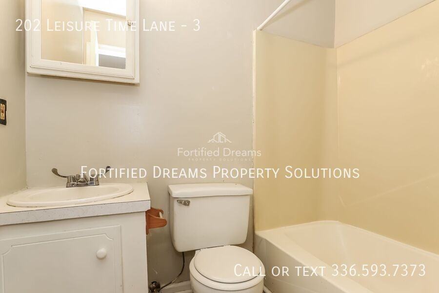 202 Leisure Time Ln #3 - Photo 7 of 31