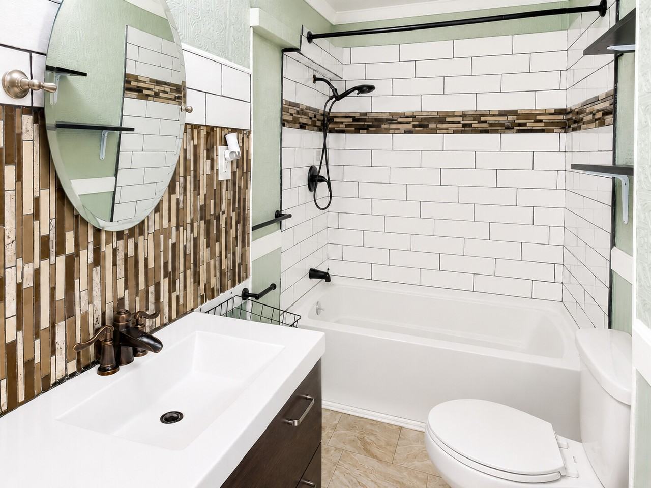 1527 Purchase St #1 - Photo 7 of 10