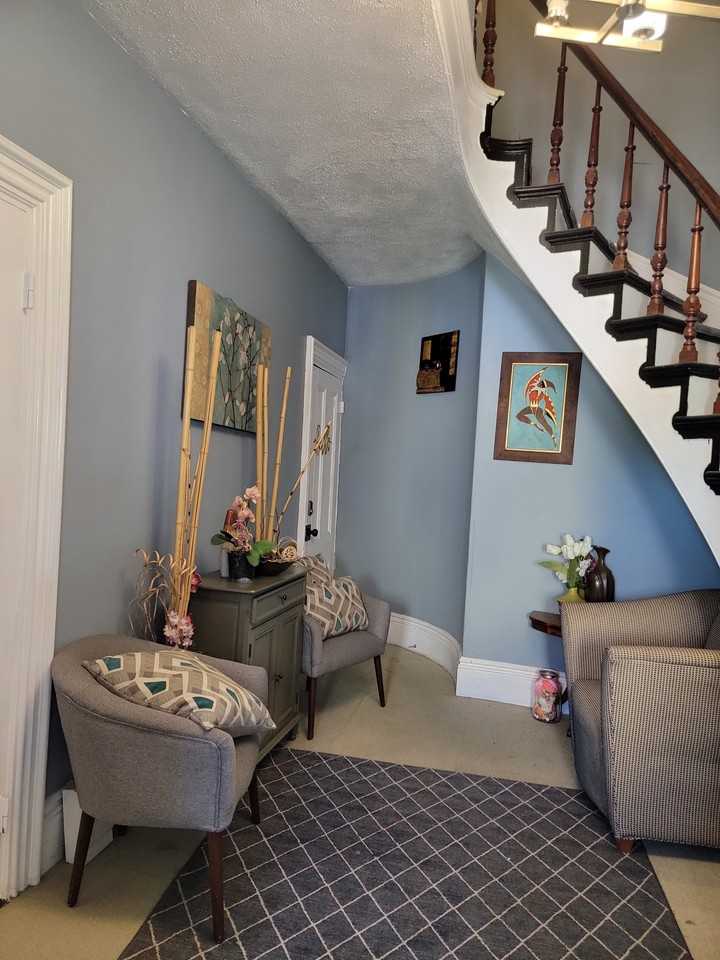 1527 Purchase St #1 - Photo 5 of 11