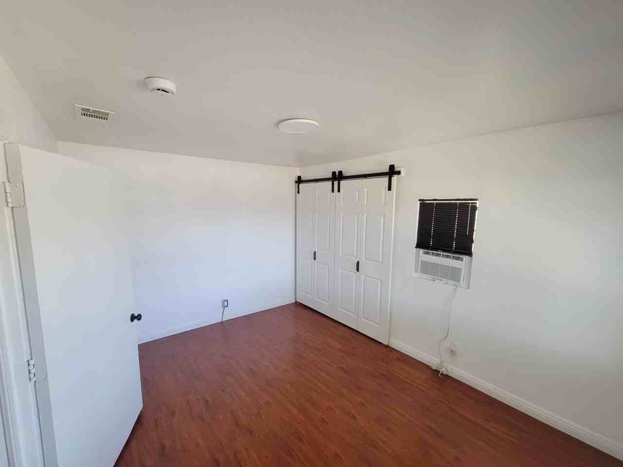 160 N Soldano Ave #NA - Photo 3 of 26