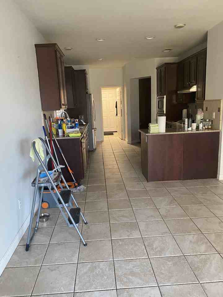 1282 Riverview Ave #NA - Photo 2 of 9