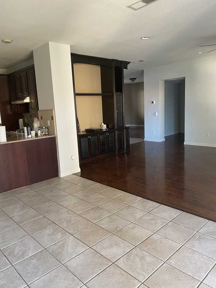 1282 Riverview Ave #NA - Photo 3 of 9