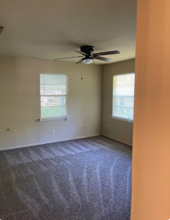 1113 Tower St - Photo 4 of 12