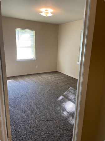 1113 Tower St - Photo 7 of 12