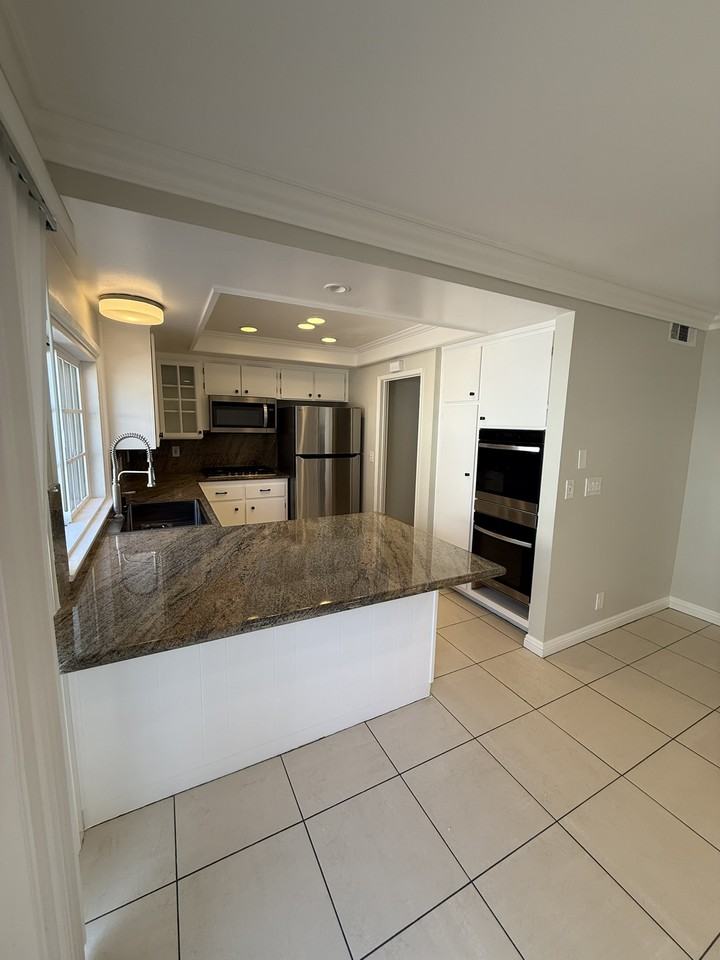 430 Vista Suerte #NA - Photo 2 of 26