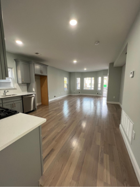 562 562 Madison Avenue #2 - Photo 3 of 12