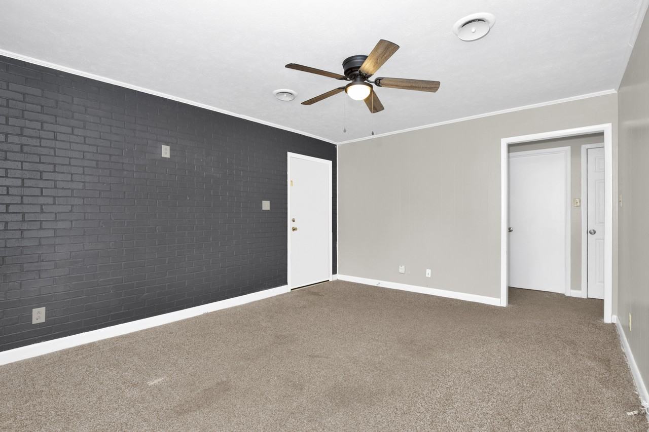 605 Law Rd #D - Photo 3 of 20