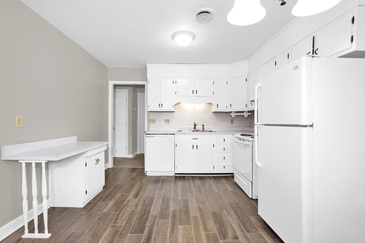 605 Law Rd #D - Photo 6 of 20