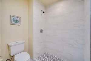 featured image of 1910 Lomita Dr #NA