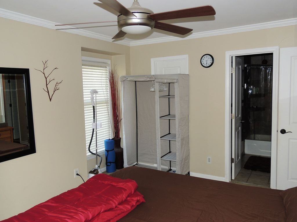 430 Queens Rd #131 - Photo 2 of 14