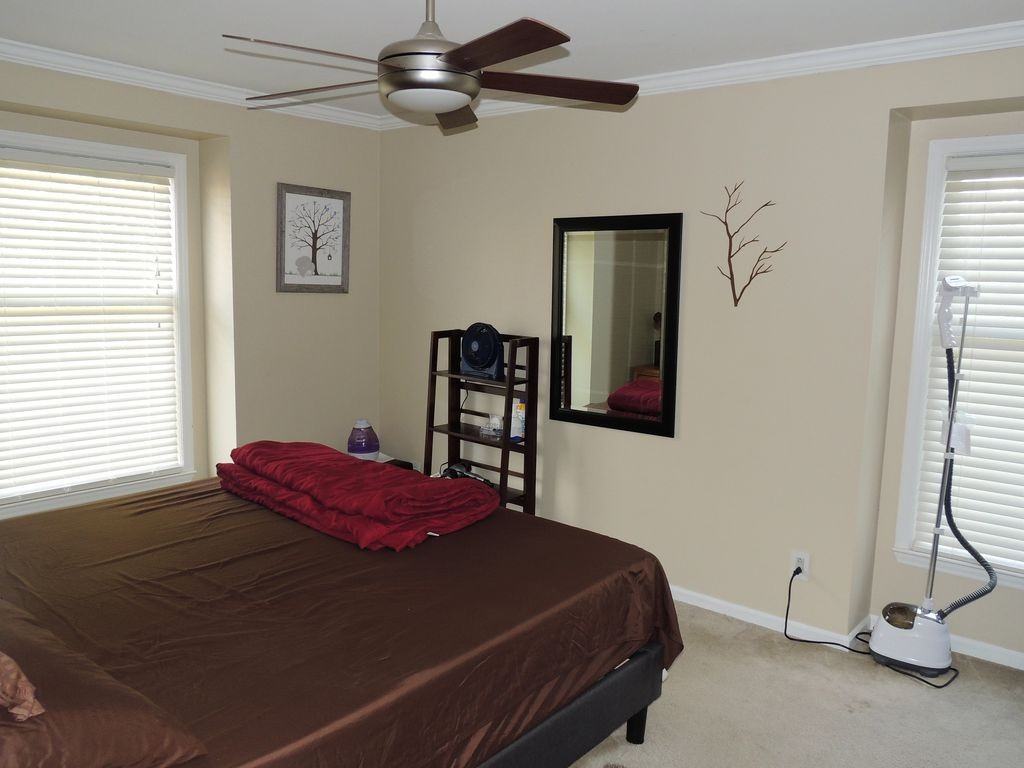 430 Queens Rd #131 - Photo 6 of 14
