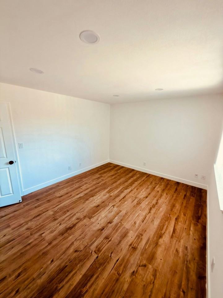 5544 Keoncrest Cir, Unit SQ1-3 - Photo 6 of 12