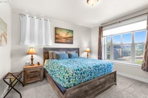 featured image of 1000 N Holladay Dr