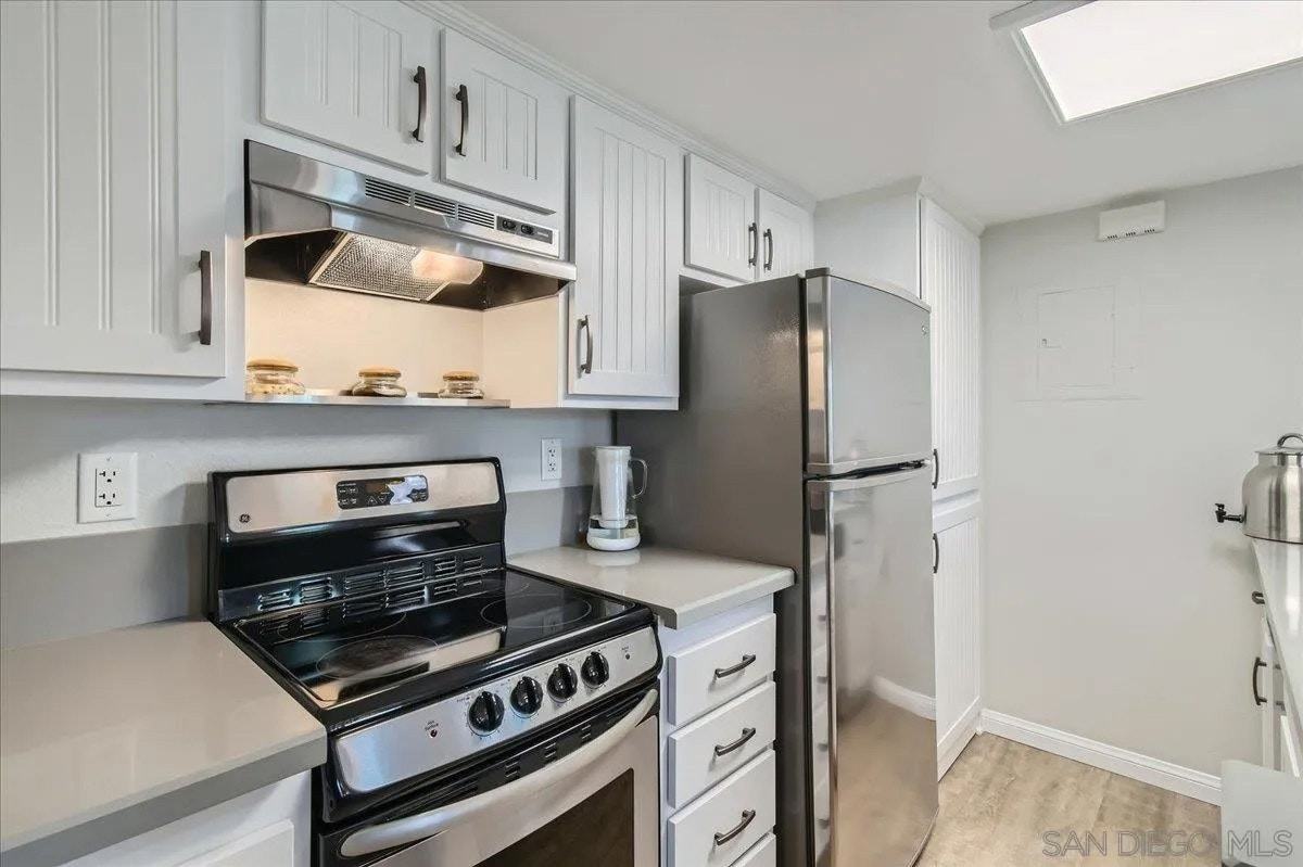 26191 La Real, Unit 26191 - Photo 3 of 6