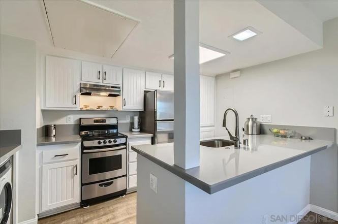 26191 La Real, Unit 26191 - Photo 5 of 6