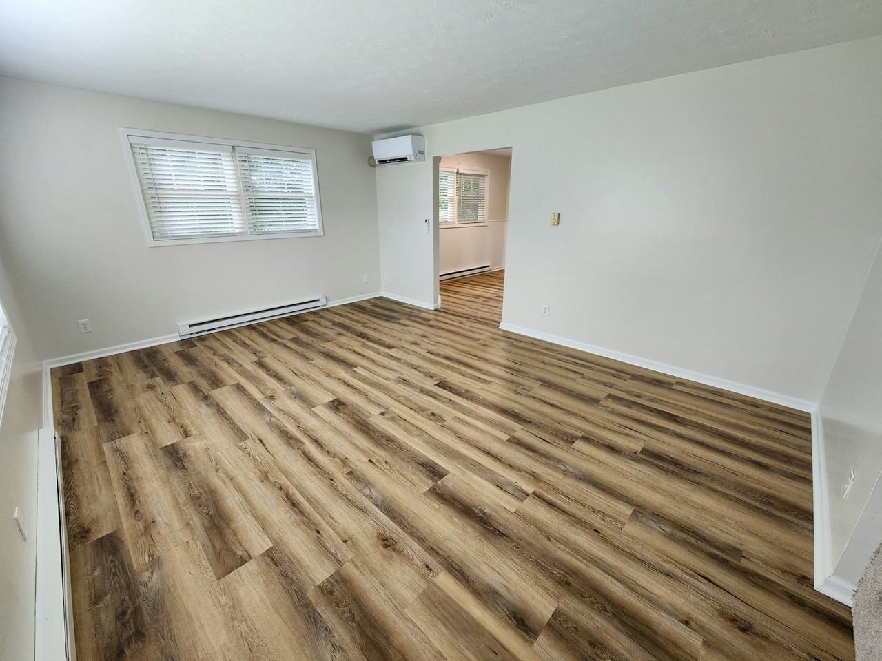 6295 Dresden Rd, Unit A - Photo 3 of 29