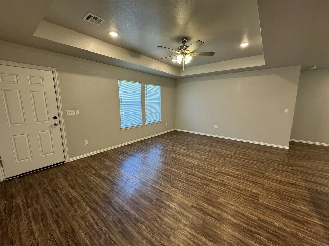 12166 Kay Circle - Photo 4 of 7