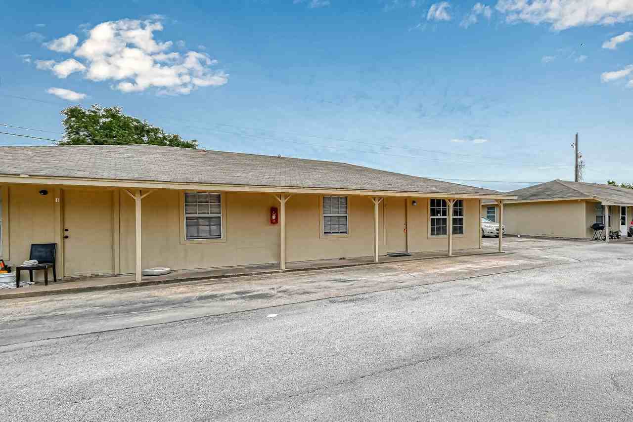 8430 Round Rock Drive, Unit 1 - Photo 5 of 28