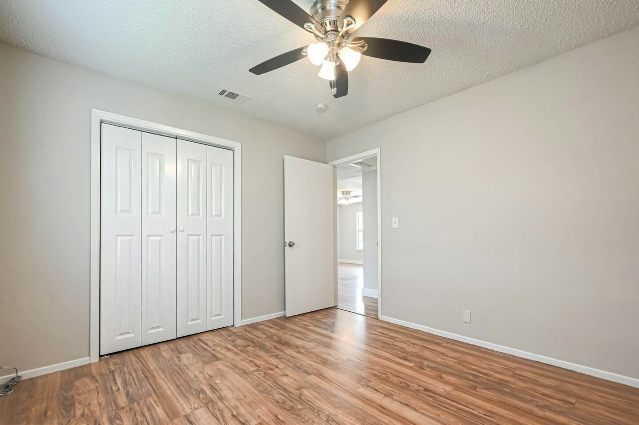 8430 Round Rock Drive, Unit 1 - Photo 6 of 28