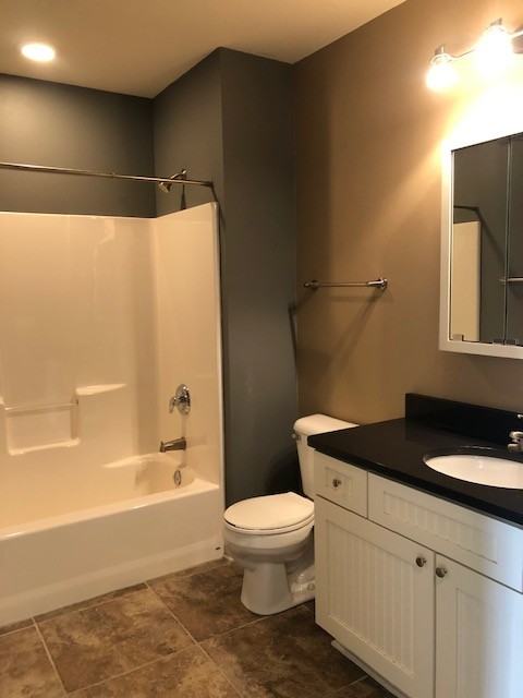 1766-1812 N. Warren Avenue - Photo 7 of 30