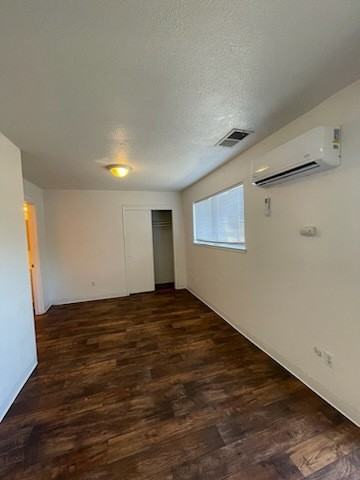 621 15th Street - Photo 2 of 18