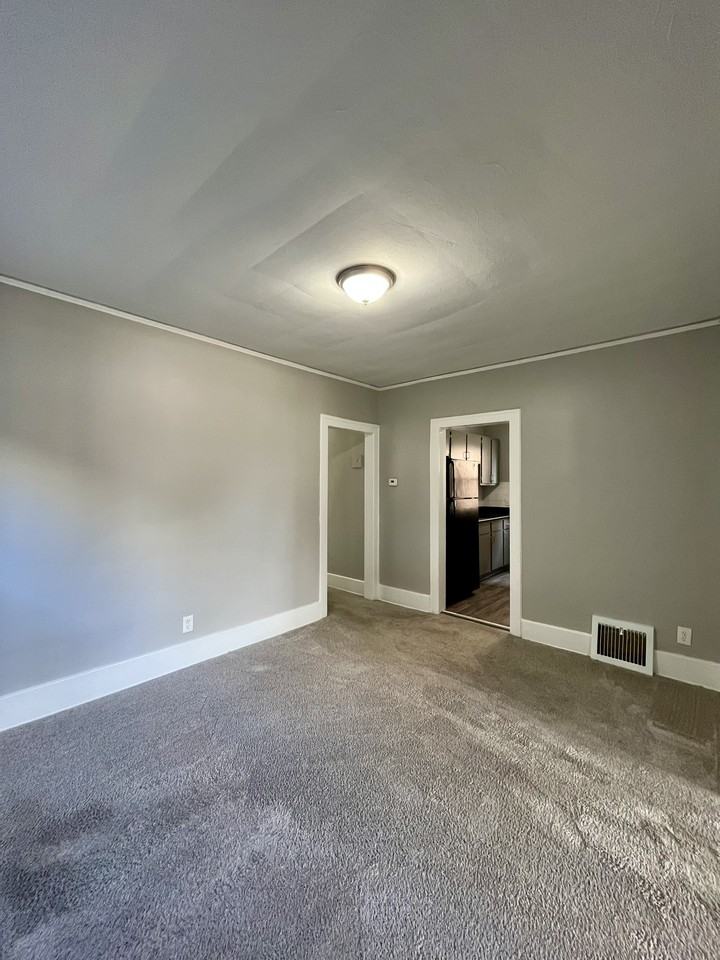 170 Bondie St #170 - Photo 5 of 18