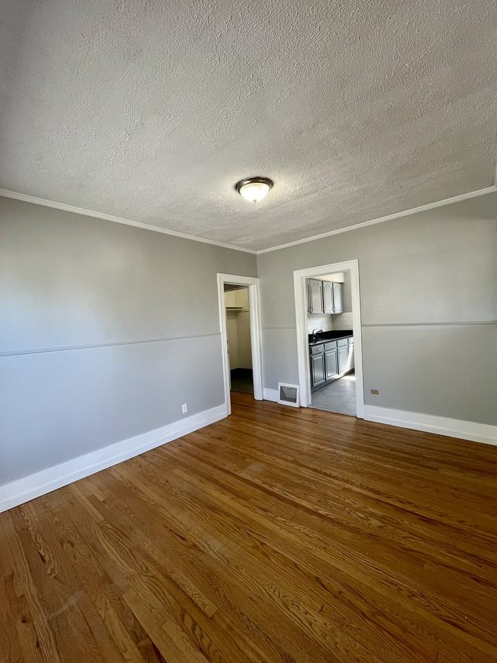 168 Bondie St #168 - Photo 6 of 18