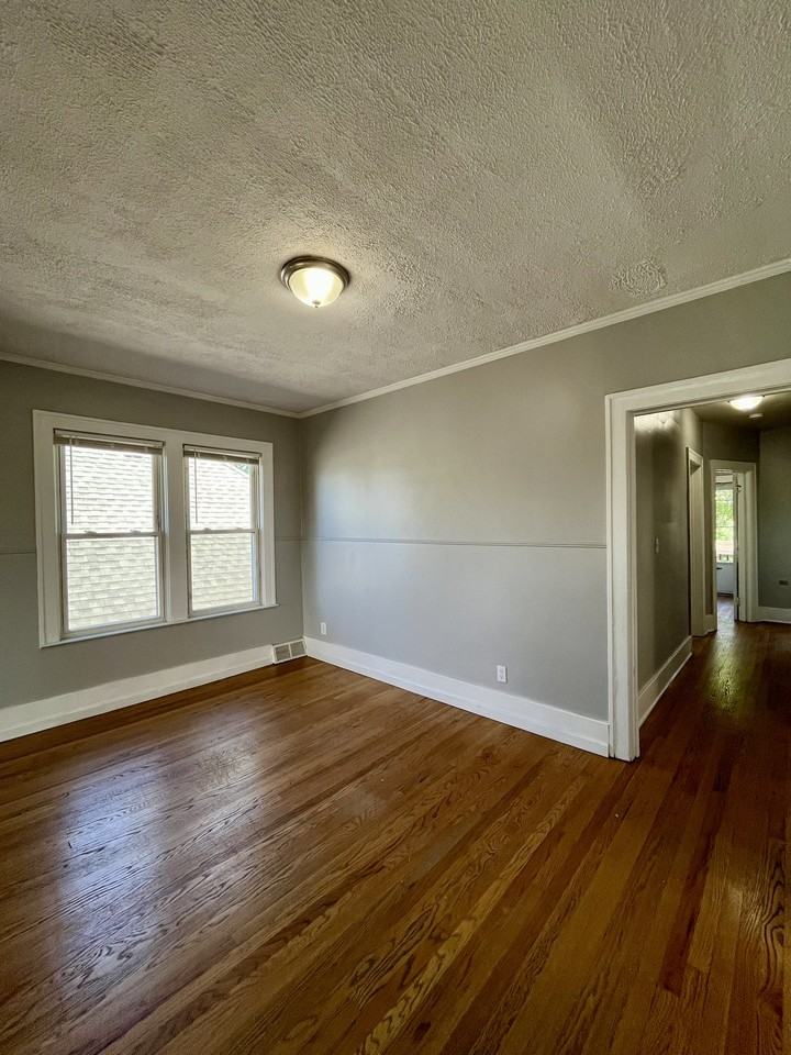 168 Bondie St #168 - Photo 7 of 18