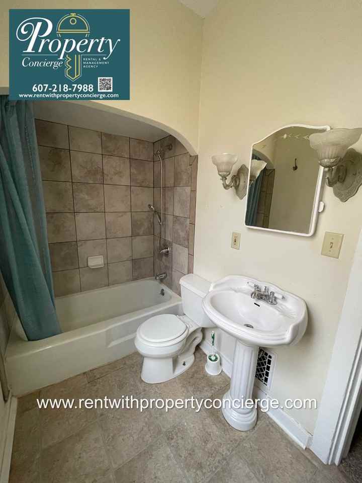 28 Hubbard Street - Photo 6 of 8