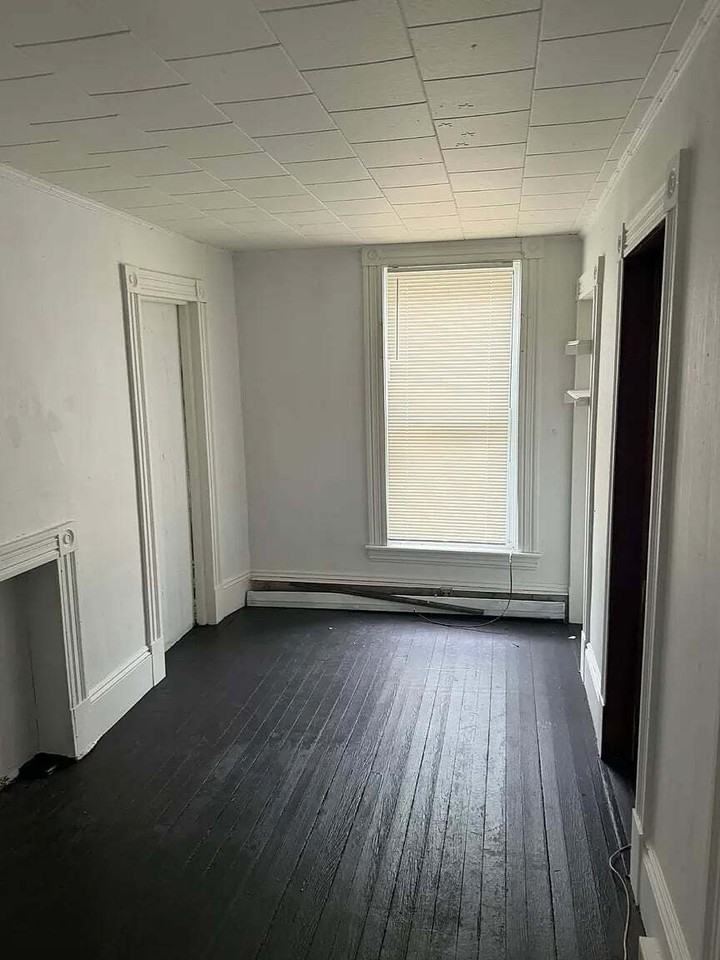 736 Union Avenue - Photo 2 of 4