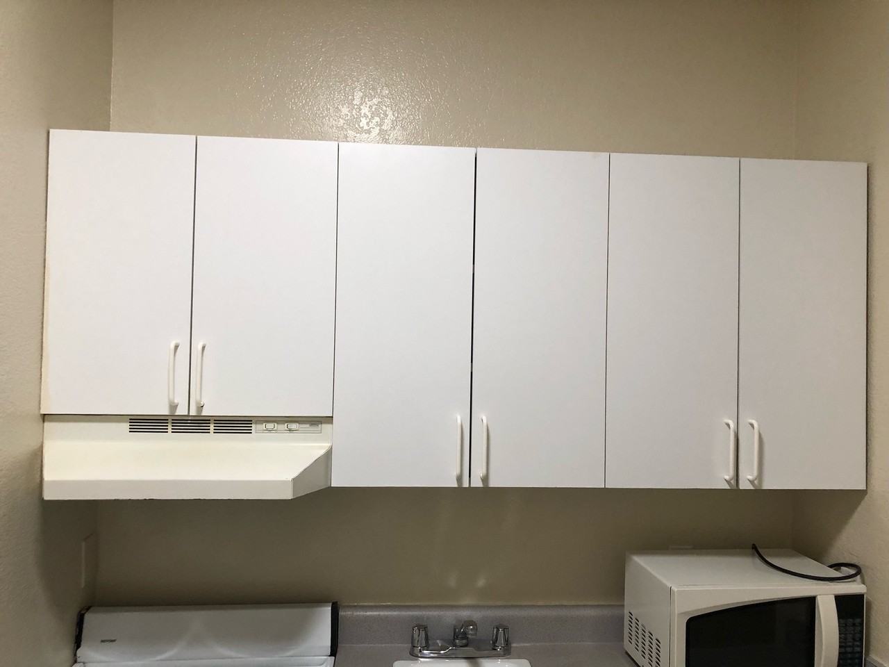 2070 University Avenue - Photo 7 of 29