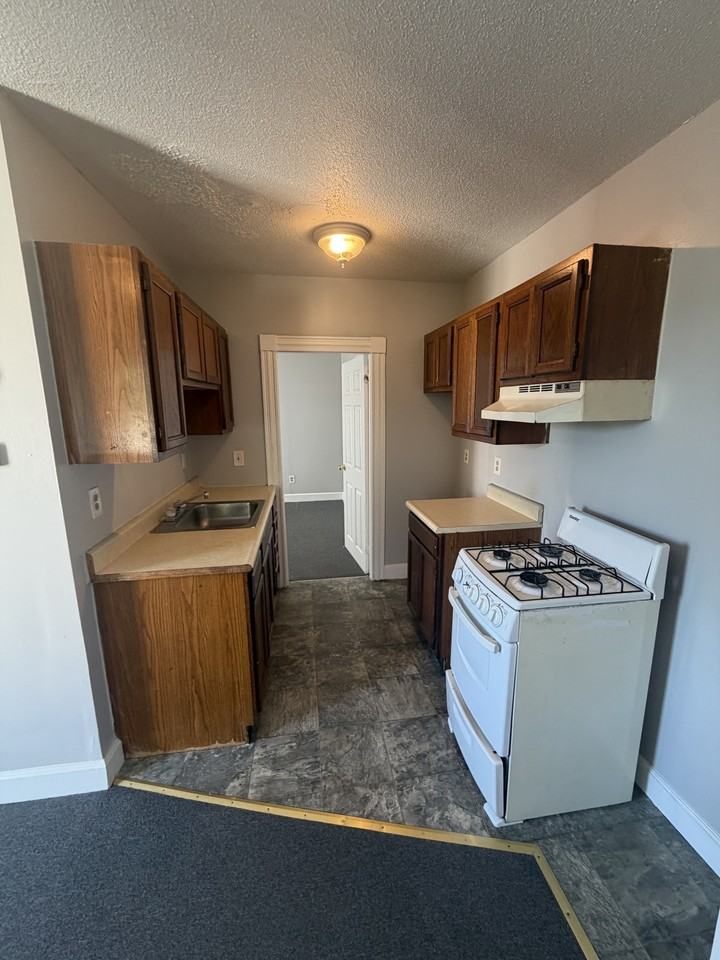 597 Brock Avenue - Photo 2 of 5